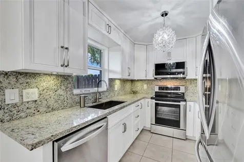 5128 SW 121st Avenue Cooper City FL 33330
