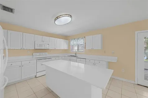 21343 SW 88th Court Cutler Bay FL 33189