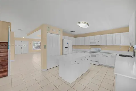 21343 SW 88th Court Cutler Bay FL 33189