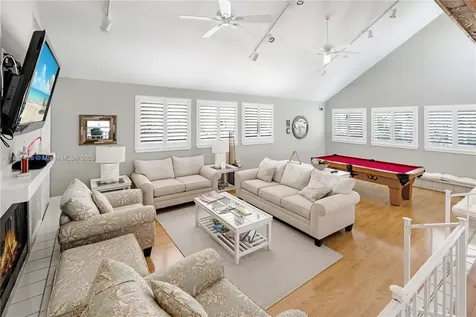 894 NE Sandalwood Place Jensen Beach FL 34957