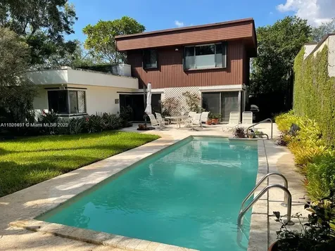 11832 SW 79th Terrace Miami FL 33183