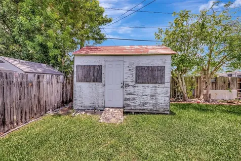 18765 SW 316th Terrace Homestead FL 33030