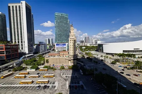 398 NE 5th Street Miami FL 33132