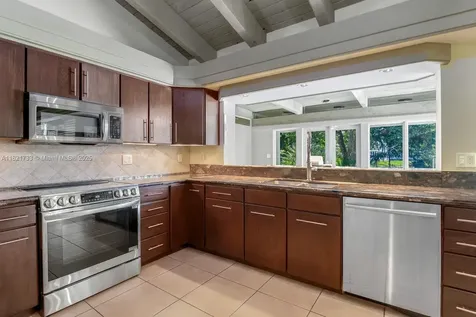 2691 SW 110th Way Davie FL 33328