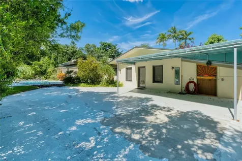 2691 SW 110th Way Davie FL 33328