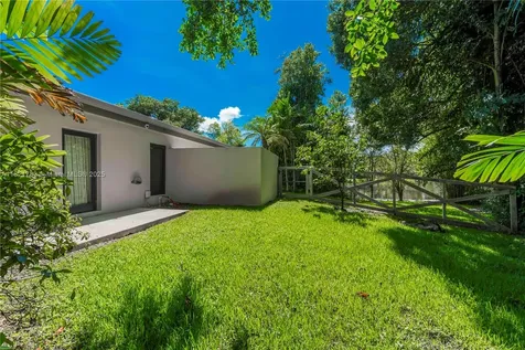 2691 SW 110th Way Davie FL 33328