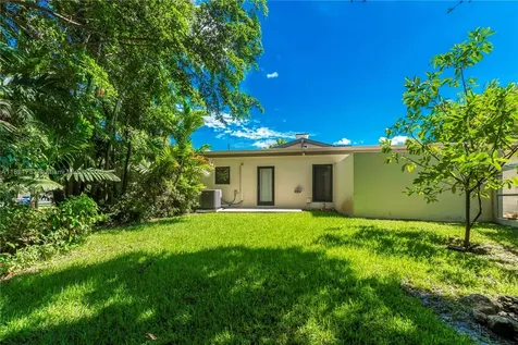 2691 SW 110th Way Davie FL 33328