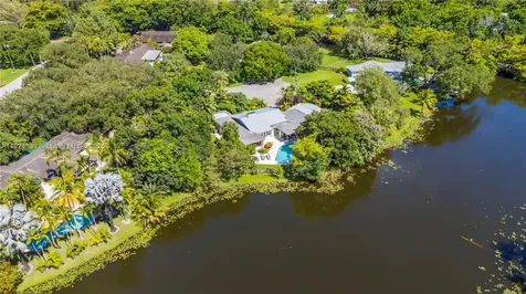 2691 SW 110th Way Davie FL 33328