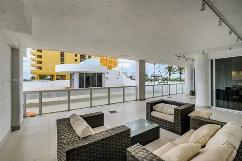 16425 Collins Avenue Sunny Isles Beach FL 33160