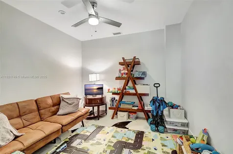 16425 Collins Avenue Sunny Isles Beach FL 33160