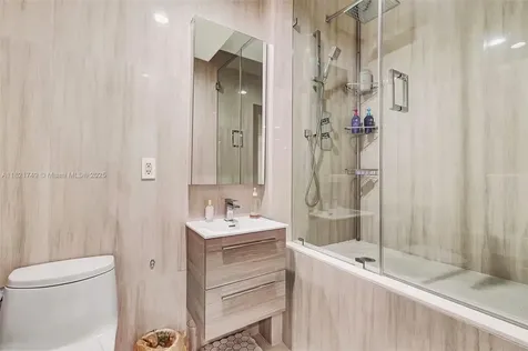 16425 Collins Avenue Sunny Isles Beach FL 33160