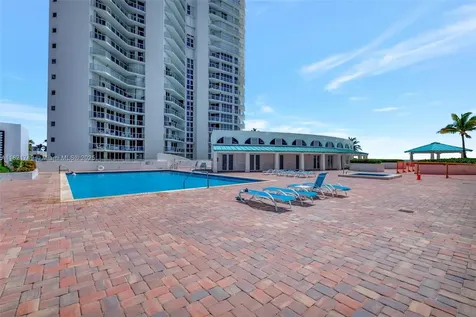 16425 Collins Avenue Sunny Isles Beach FL 33160