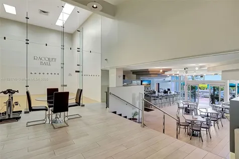 16425 Collins Avenue Sunny Isles Beach FL 33160