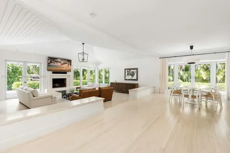 11100 Paradela Street Coral Gables FL 33156