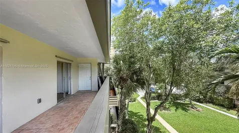 8335 SW 72nd Avenue Miami FL 33143