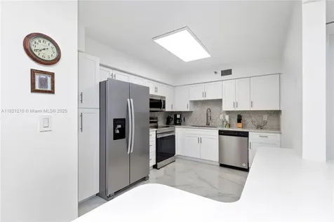 3530 Mystic Pointe Drive Aventura FL 33180