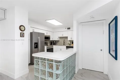 3530 Mystic Pointe Drive Aventura FL 33180