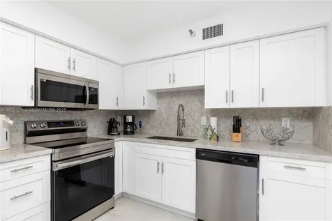 3530 Mystic Pointe Drive Aventura FL 33180
