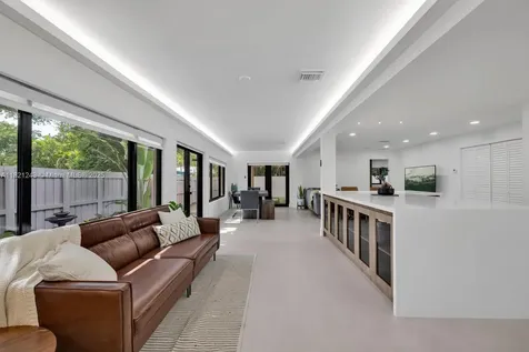 220 NE 105th Street Miami Shores FL 33138