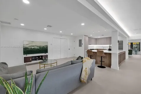 220 NE 105th Street Miami Shores FL 33138