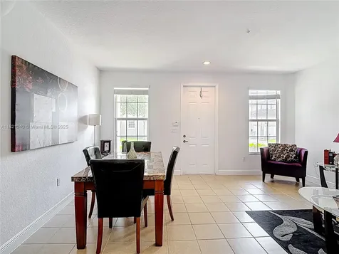 1214 SW 147th Terrace Pembroke Pines FL 33027