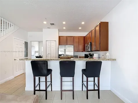 1214 SW 147th Terrace Pembroke Pines FL 33027
