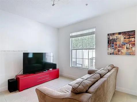 1214 SW 147th Terrace Pembroke Pines FL 33027