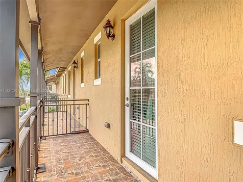 1214 SW 147th Terrace Pembroke Pines FL 33027