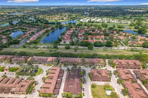 1214 SW 147th Terrace Pembroke Pines FL 33027