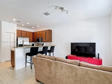 1214 SW 147th Terrace Pembroke Pines FL 33027