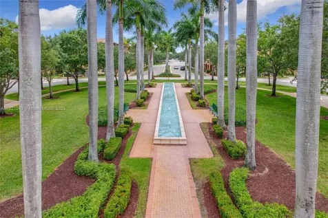 1214 SW 147th Terrace Pembroke Pines FL 33027