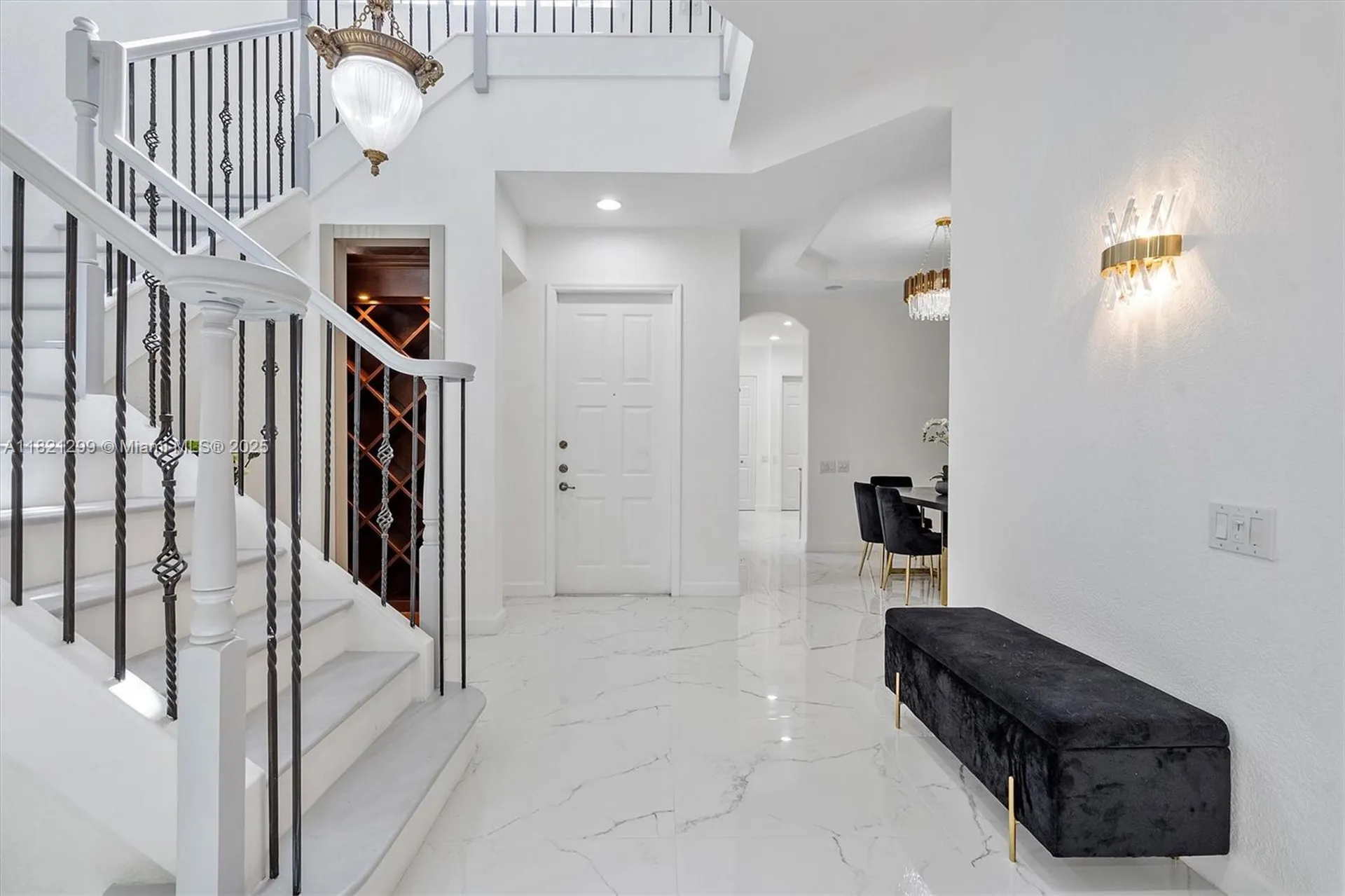 1382 Harbor View W Hollywood FL 33019