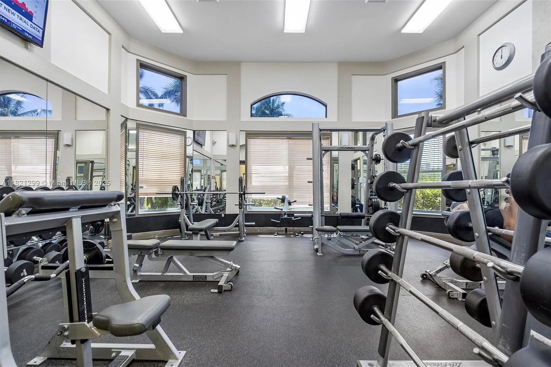 1382 Harbor View W Hollywood FL 33019