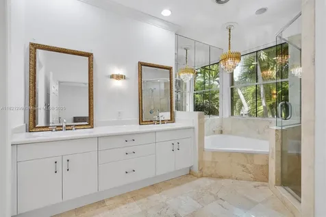 1382 Harbor View W Hollywood FL 33019