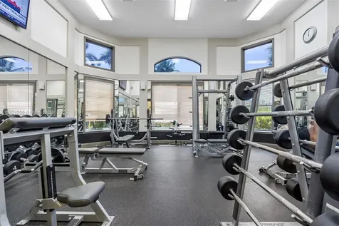 1382 Harbor View W Hollywood FL 33019