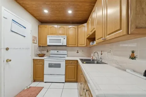 6705 NW 169th Street Hialeah FL 33015