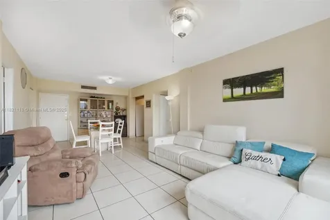 6705 NW 169th Street Hialeah FL 33015