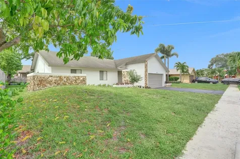 8511 NW 51st Court Lauderhill FL 33351