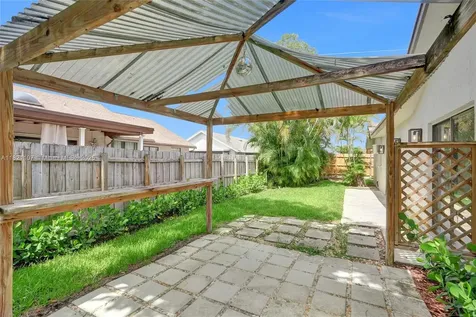 8511 NW 51st Court Lauderhill FL 33351