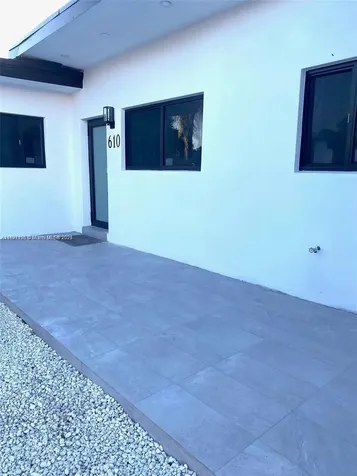 610 NW 111th Street Miami FL 33168