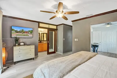 10030 SW 8th Street Pembroke Pines FL 33025