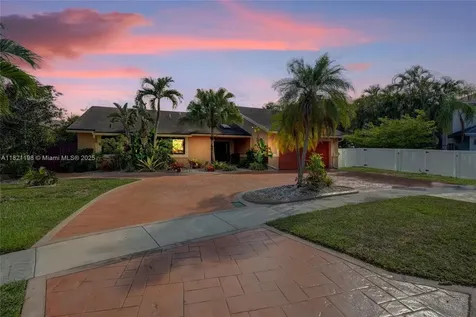 10030 SW 8th Street Pembroke Pines FL 33025