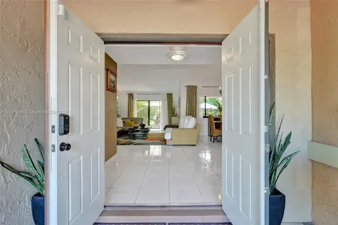 10030 SW 8th Street Pembroke Pines FL 33025