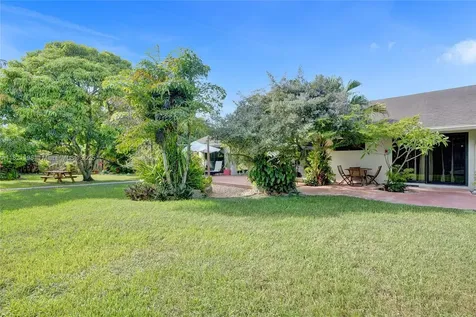 10030 SW 8th Street Pembroke Pines FL 33025