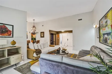 10030 SW 8th Street Pembroke Pines FL 33025