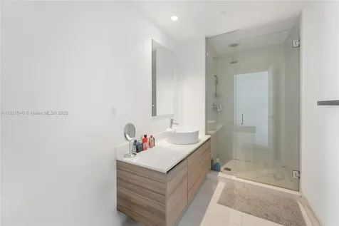 121 NE 34th Street Miami FL 33137