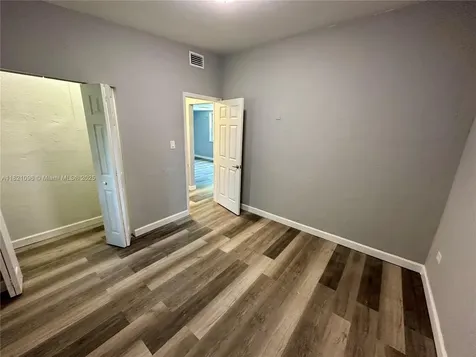 440 NW 134th Street North Miami FL 33168