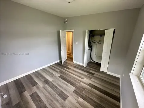 440 NW 134th Street North Miami FL 33168
