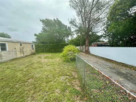440 NW 134th Street North Miami FL 33168