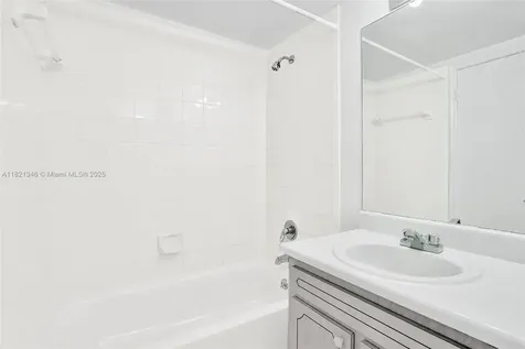 1595 NE 135th Street North Miami FL 33161